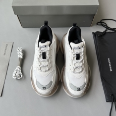 Balenciaga Sneakers